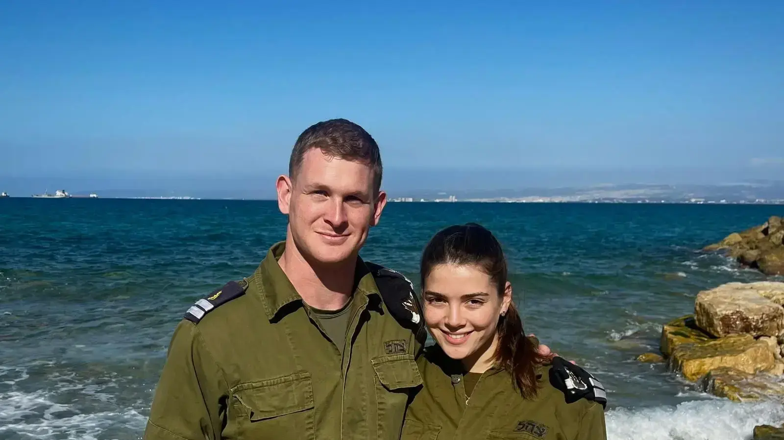 שירה ויובל סיימו יחד קורס חובלים