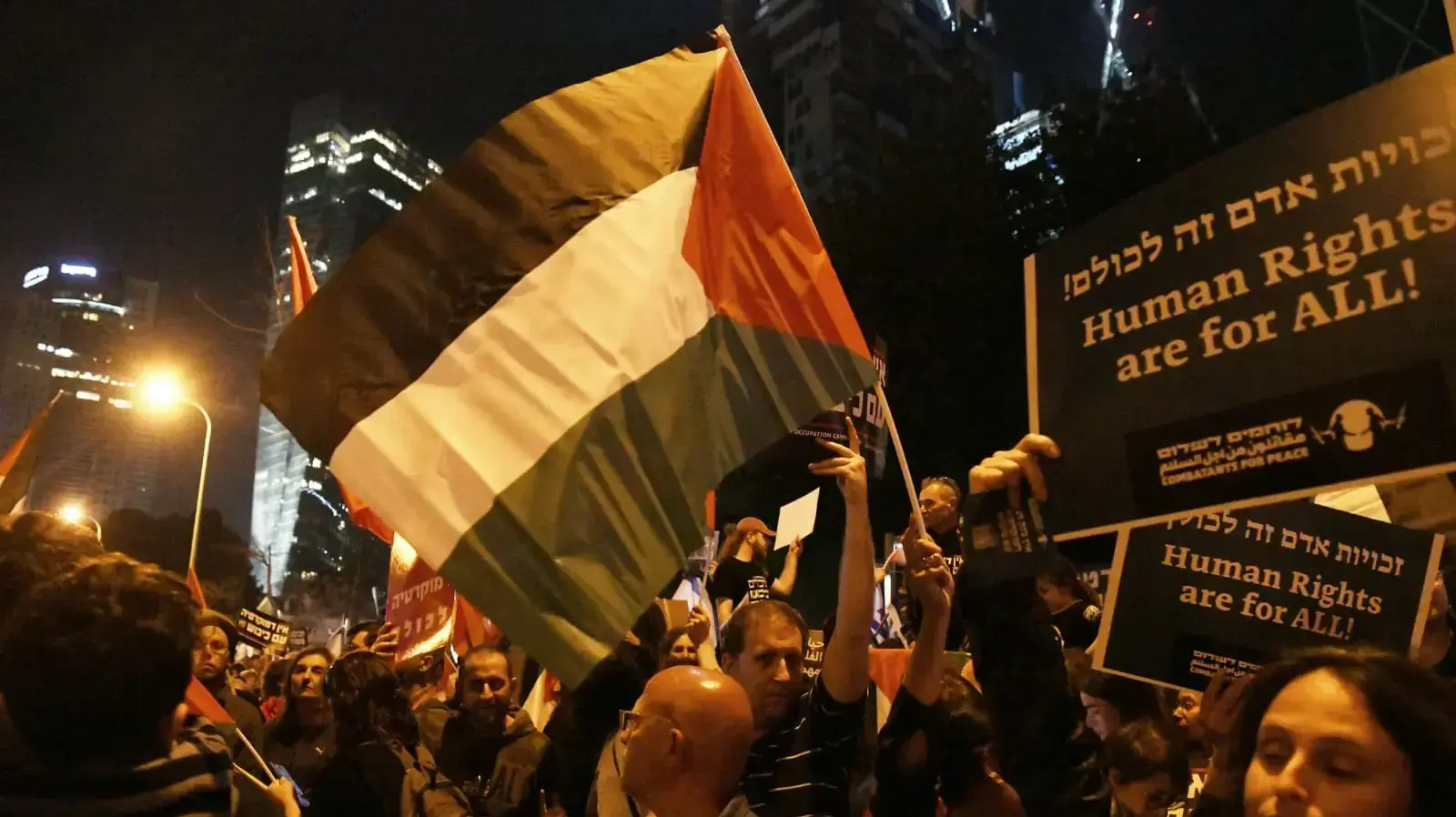 הפגנה נגד המהפכה המשפטית,קפלן תל אביב, 4 במרץ 2023 הפגנה נגד המהפכה המשפטית,קפלן תל אביב, 4 במרץ 2023