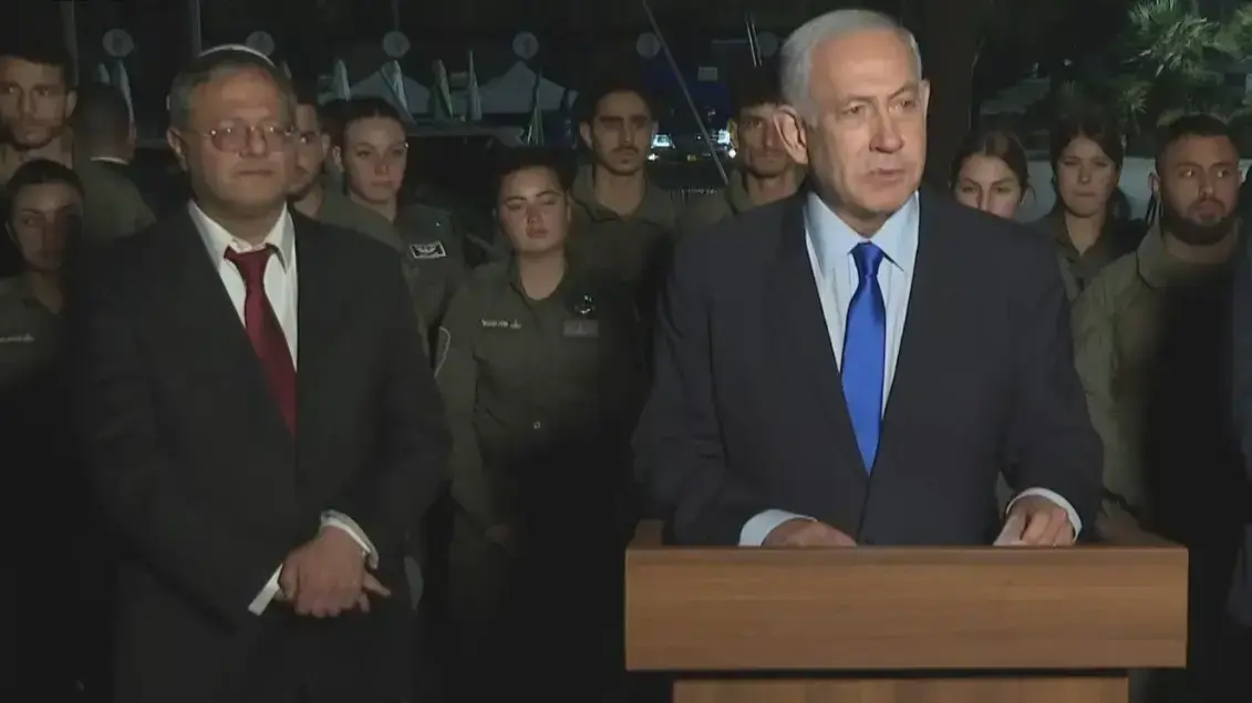 רה״מ בנימין נתניהו והשר לביטחון לאומי מוסרים הצהרה לתקשורת. 6 במרץ 2023
רה״מ בנימין נתניהו והשר לביטחון לאומי מוסרים הצהרה לתקשורת. 6 במרץ 2023