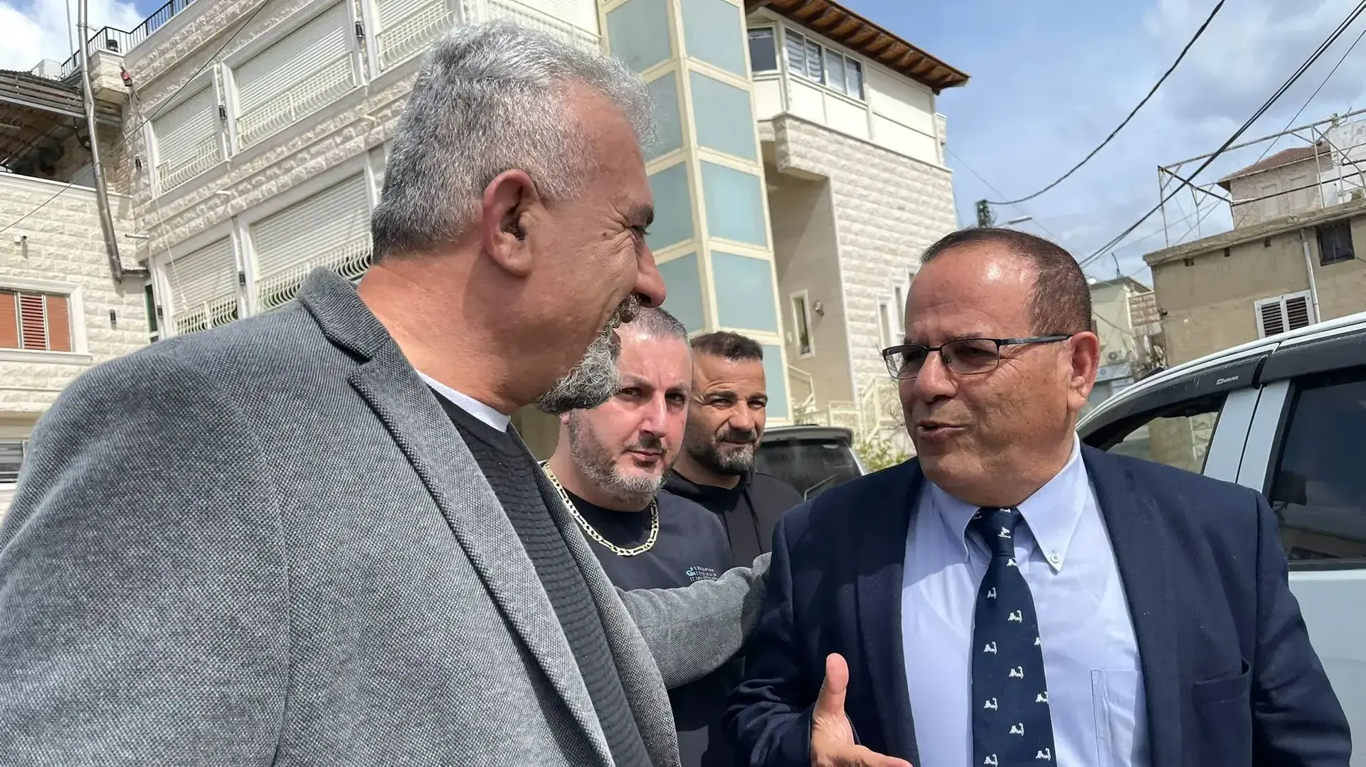 השר לשעבר איוב קרא עם ההורים השר לשעבר איוב קרא עם ההורים