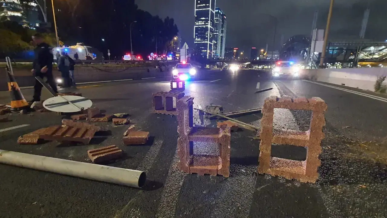 הפגנה נגד המהפכה המשפטית,נתיבי איילון ת"א, 25 במרץ 2023