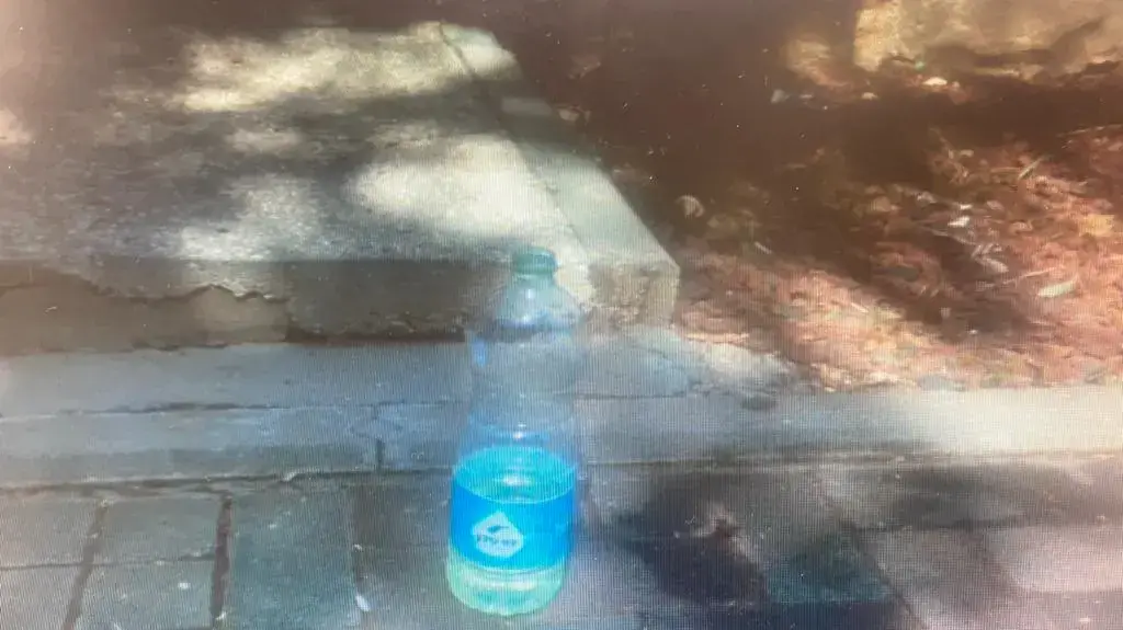 אישה הגיעה למשרדי אגף החניה בעיריית טבריה שפכה חומר דליק ונעצרה. 26 במרץ 2023 אישה הגיעה למשרדי אגף החניה בעיריית טבריה שפכה חומר דליק ונעצרה. 26 במרץ 2023