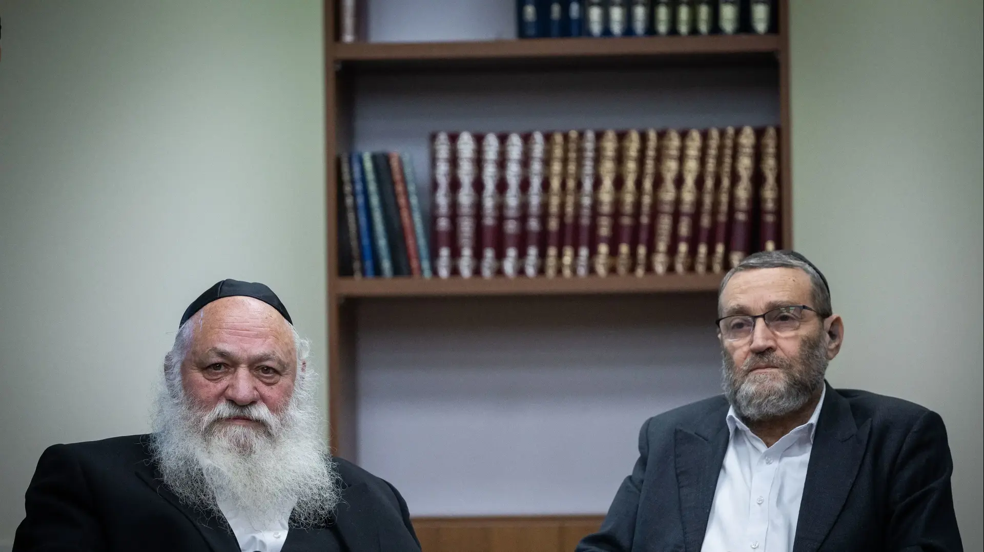 משה גפני ויצחק גולדקנופף משה גפני ויצחק גולדקנופף