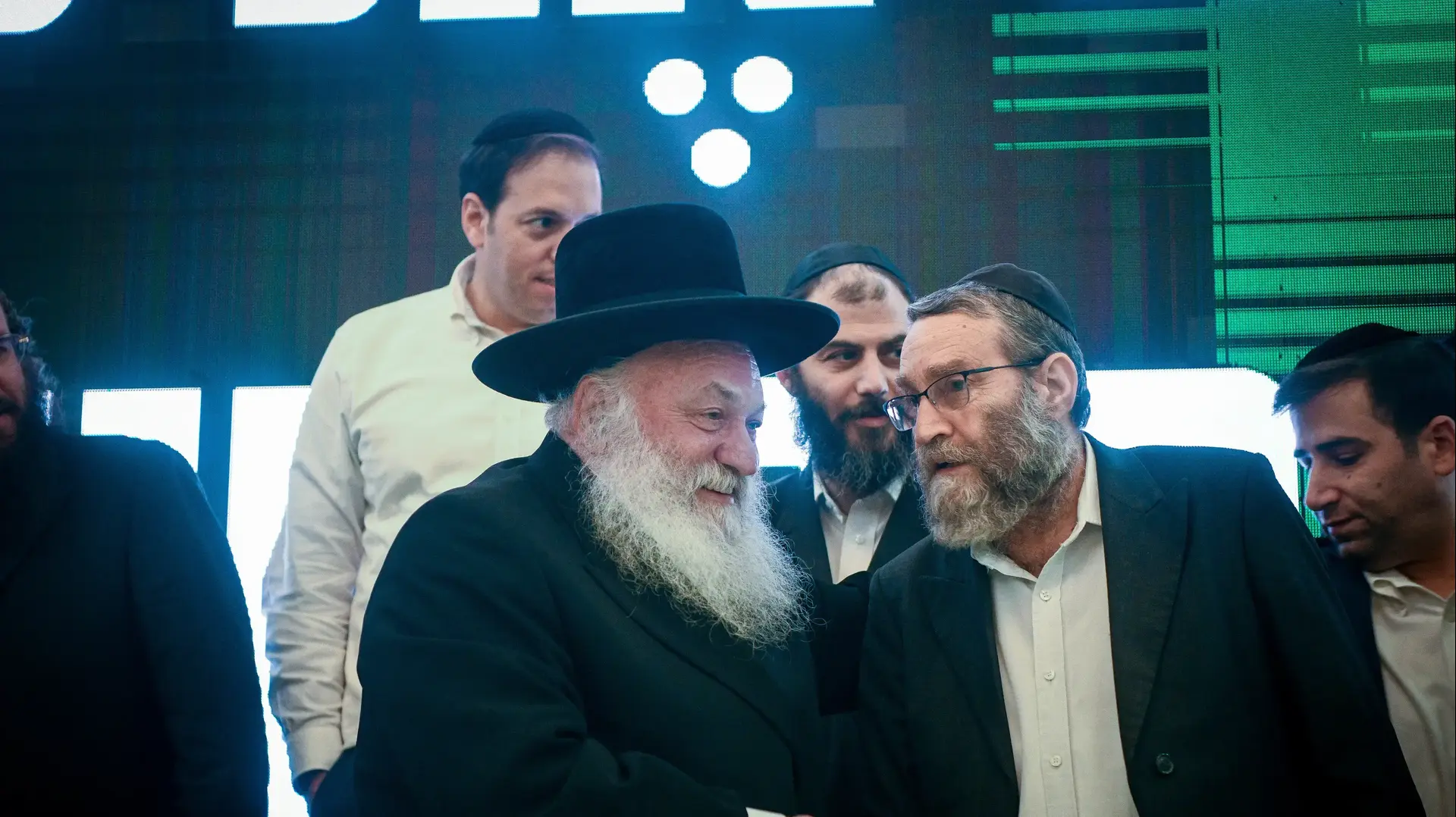 משה גפני ויצחק גולדקנופף