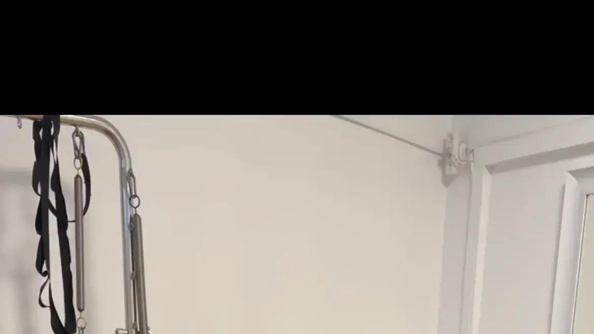 תרגיל פילאטיס קארין לזרוביץ' זנזורי תרגיל פילאטיס קארין לזרוביץ' זנזורי