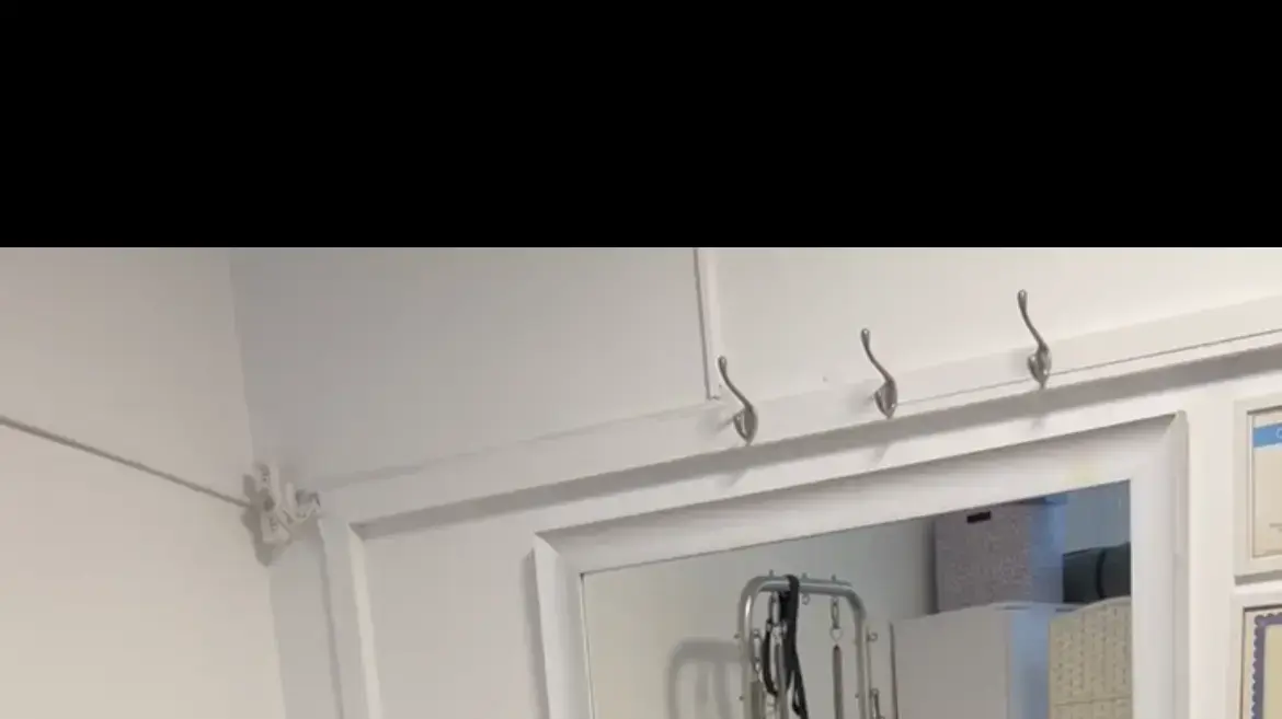 תרגיל פילאטיס קארין לזרוביץ' זנזורי תרגיל פילאטיס קארין לזרוביץ' זנזורי