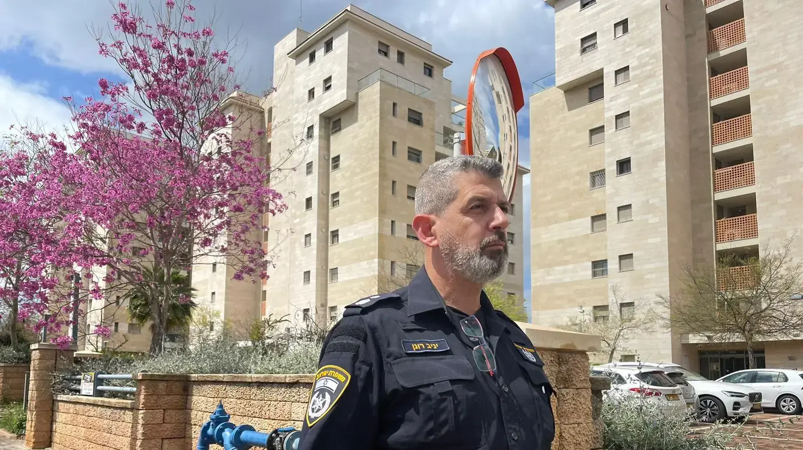 סנ"צ יניב רונן, סגן מפקד מרחב מנשה בזירה בפרדס חנה, 30 במרץ 2023 סנ"צ יניב רונן, סגן מפקד מרחב מנשה בזירה בפרדס חנה, 30 במרץ 2023