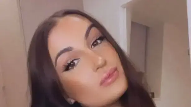 אליזה היבס הודתה בניהול שיחות מיניות עם אסיר ונגזר עליה מאסר של שישה חודשים אליזה היבס הודתה בניהול שיחות מיניות עם אסיר ונגזר עליה מאסר של שישה חודשים