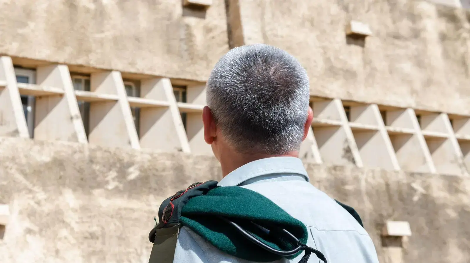 ראיון עם מפקד יחידת מפמ"ר 8200 מודיעין בזמן אמת ראיון עם מפקד יחידת מפמ"ר 8200 מודיעין בזמן אמת