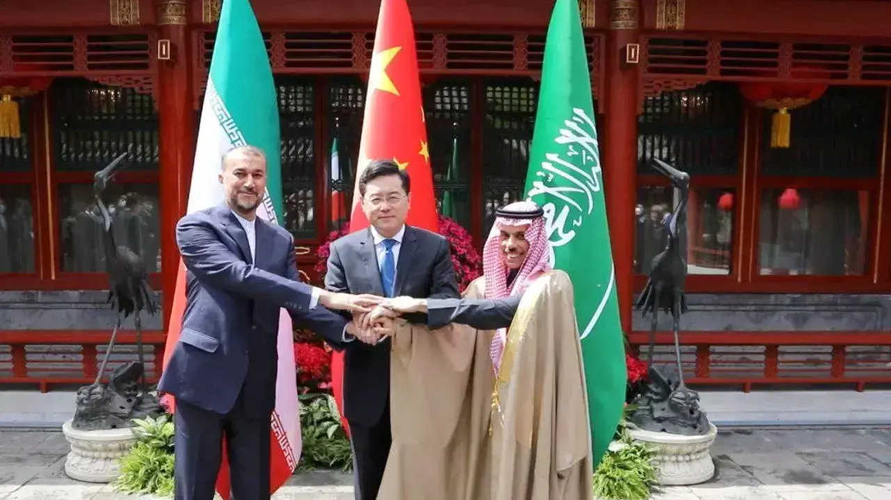 Iranian Foreign Minister Hossein Amir-Abdollahian and Saudi Arabia's Foreign Minister Prince Faisal bin Farhan Al Saud and Chinese Foreign Minister Qin Gang shake hands during a meeting in Beijing, China, April 6, 2023. Iran's Foreign Ministry/WANA (West Asia News Agency)/Handout via REUTERS ATTENTION EDITORS - THIS PICTURE WAS PROVIDED BY A THIRD PARTY
Iranian Foreign Minister Hossein Amir-Abdollahian and Saudi Arabia's Foreign Minister Prince Faisal bin Farhan Al Saud and Chinese Foreign Minister Qin Gang shake hands during a meeting in Beijing, China, April 6, 2023. Iran's Foreign Ministry/WANA (West Asia News Agency)/Handout via REUTERS ATTENTION EDITORS - THIS PICTURE WAS PROVIDED BY A THIRD PARTY