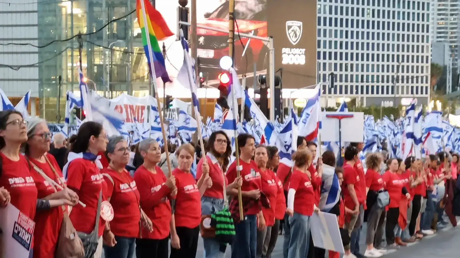 מחאת נשים במסגרת הפגנה נגד המהפכה המשפטית, קפלן ת"א, 8 באפריל 2023