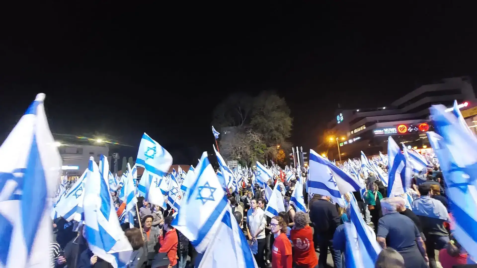 הפגנה במרכז חורב בחיפה, 8 באפריל 2023 הפגנה במרכז חורב בחיפה, 8 באפריל 2023