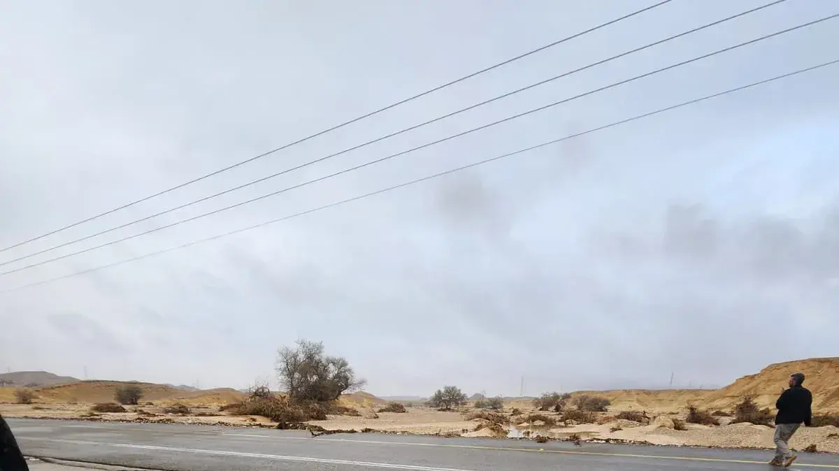 נזקי שיטפון בכביש 40 11 באפריל 2023 נזקי שיטפון בכביש 40 11 באפריל 2023