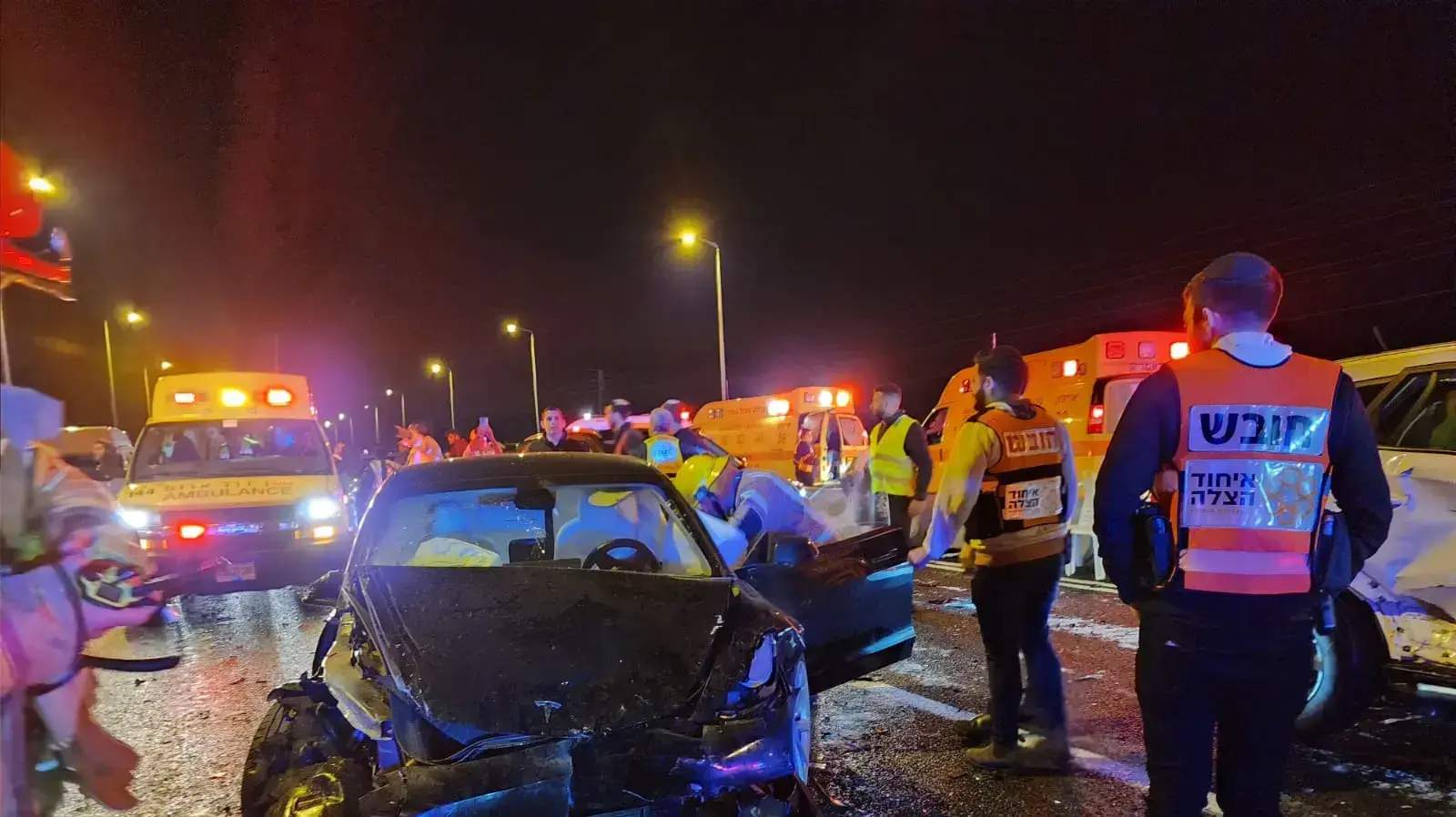 31 פצועים באורח קל בתאונת דרכים בכביש 1. 13 במאי 2022 31 פצועים באורח קל בתאונת דרכים בכביש 1. 13 במאי 2022