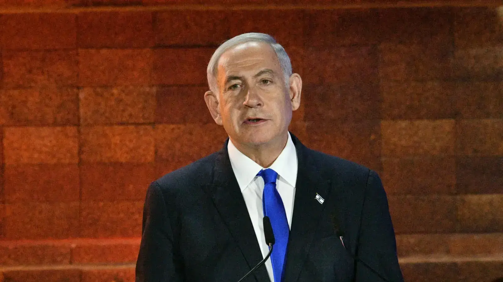 רוה"מ בנימין נתניהו בטקס יום הזיכרון לשואה ולגבורה. יד ושם, ירושלים.  17 באפריל 2023