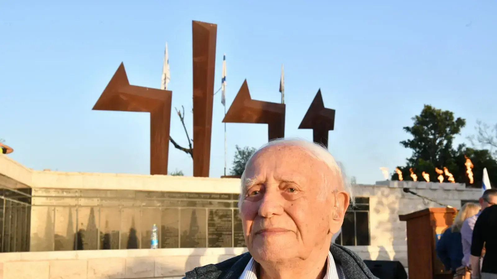 יצחק טורנר בן 101 שורד השואה מעיר בנדין בפולין יצחק טורנר בן 101 שורד השואה מעיר בנדין בפולין