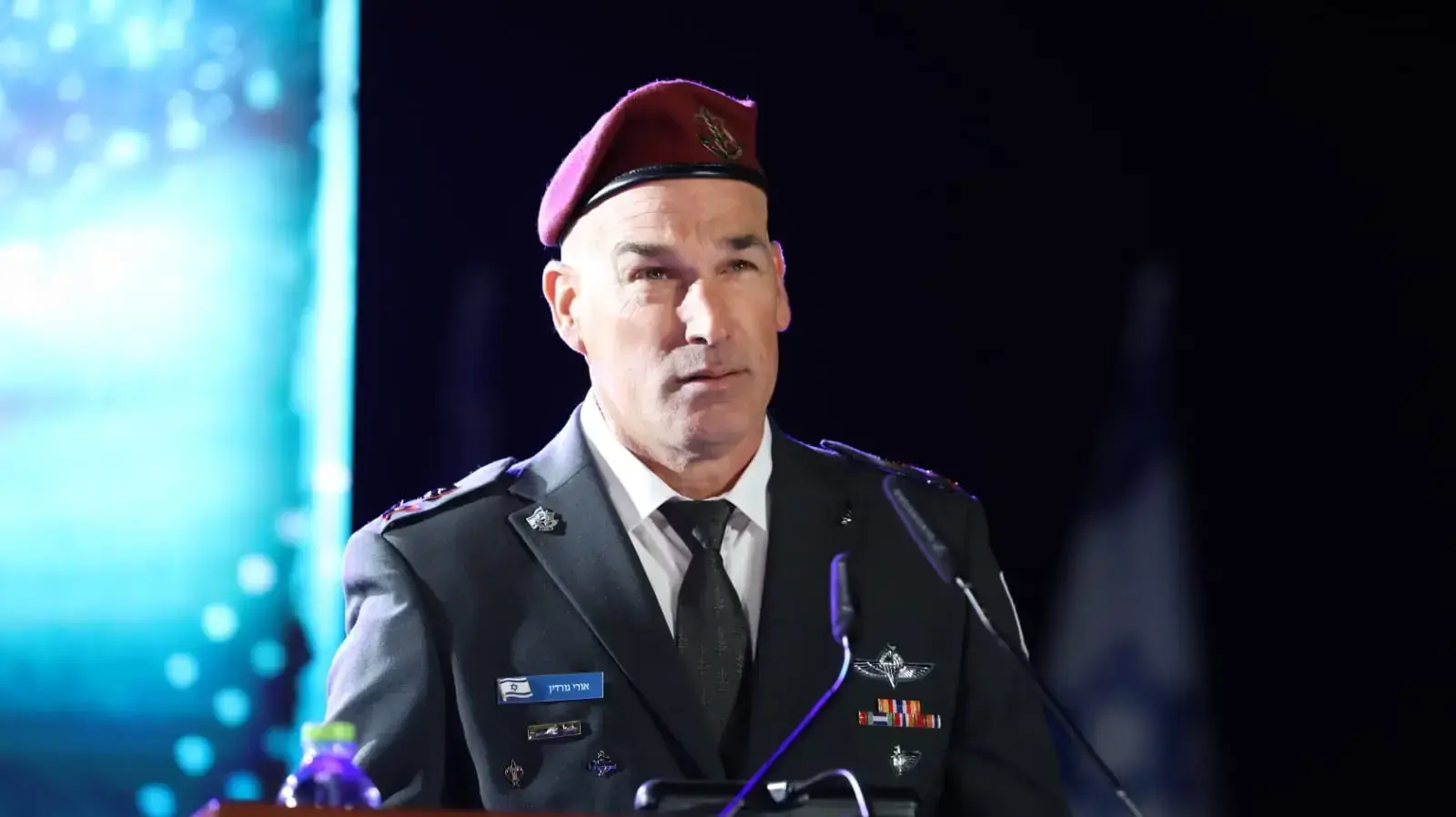 אלוף פיקוד צפון אורי גורדין בבית לוחמי הגטאות