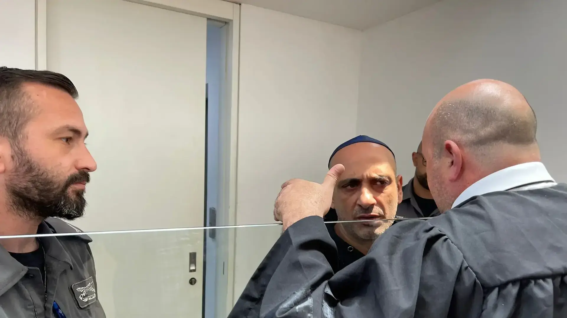 זרביאל "זוריק" אייבזוב, שהואשם בעבירות מין ב-9 נערות עולות חדשות. 19 באפריל 2023