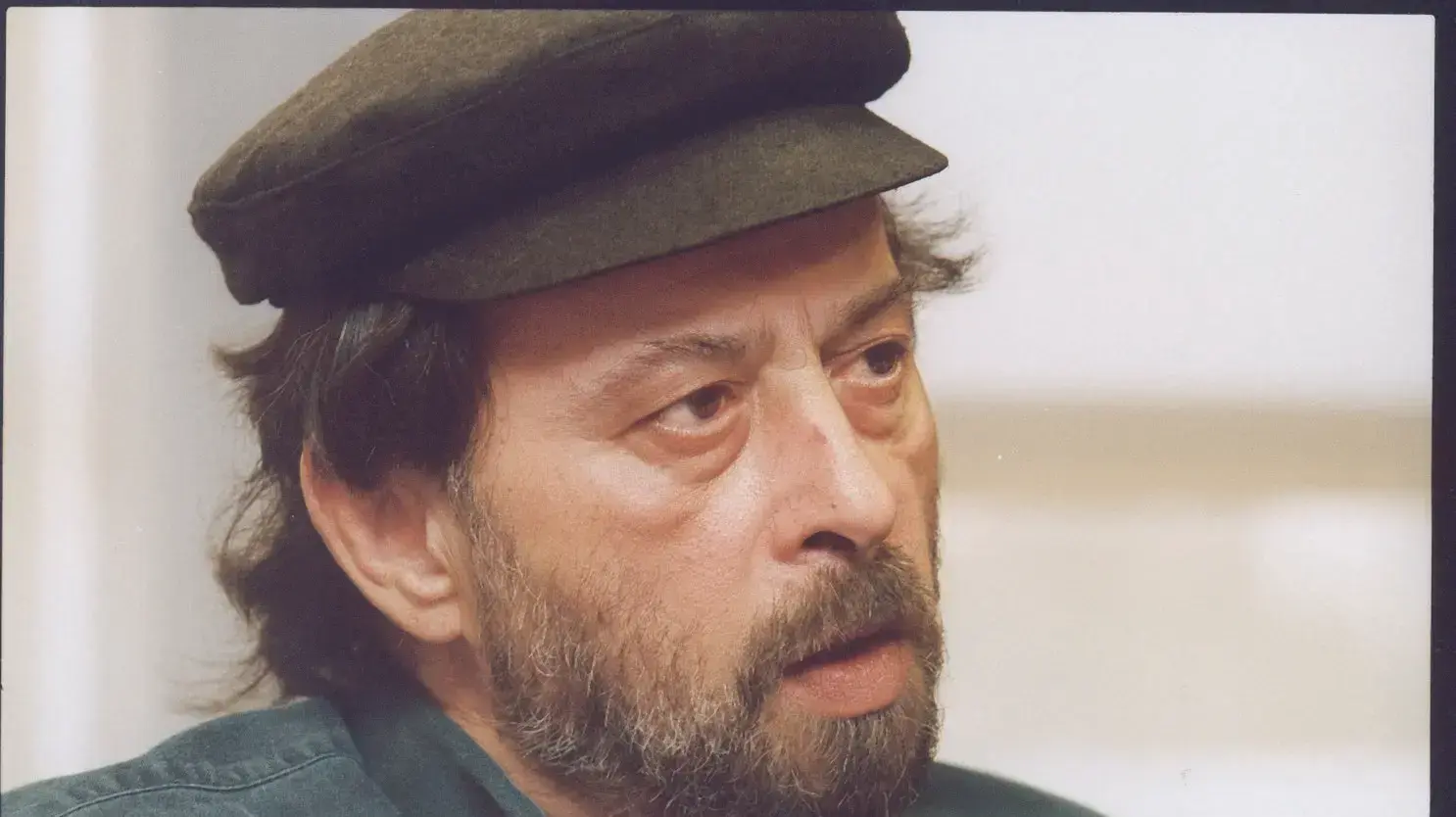 אדם ברוך אדם ברוך