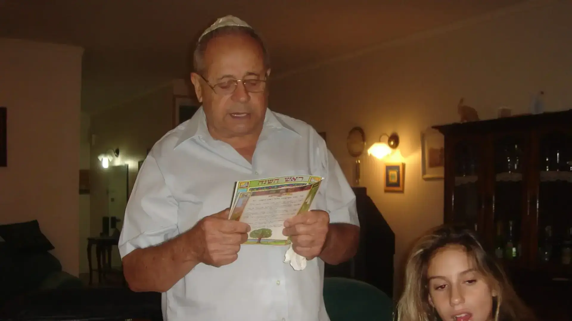 גבי מלכין בארוחה משפחתית, 20 באפריל 2023 גבי מלכין בארוחה משפחתית, 20 באפריל 2023