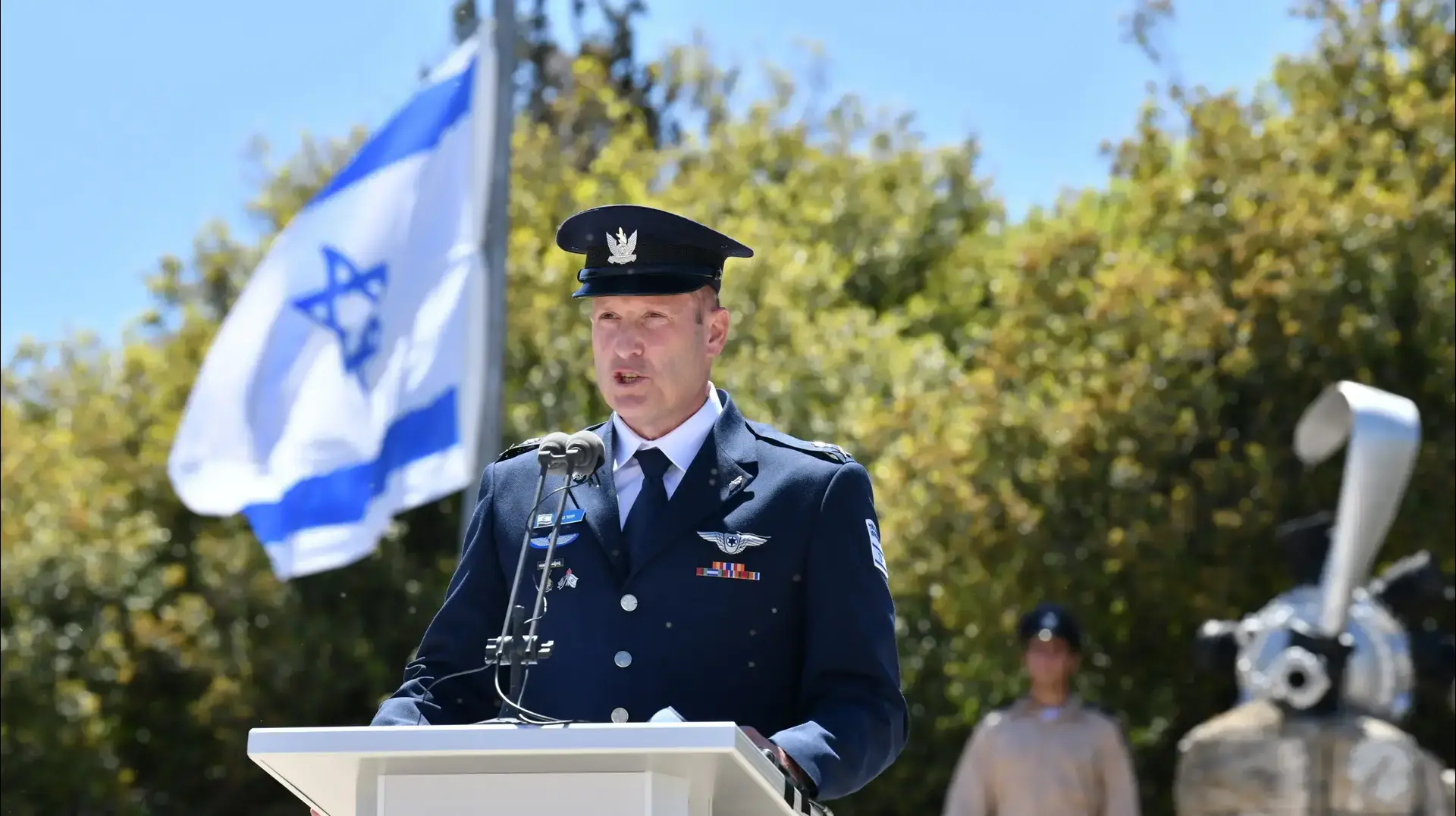 מפקד חיל האוויר, אלוף תומר בר, הר הטייסים, 25 באפריל 2023 מפקד חיל האוויר, אלוף תומר בר, הר הטייסים, 25 באפריל 2023