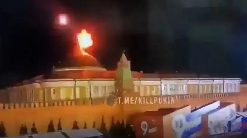 תיעוד מתקפת המל"טים של אוקראינה בקרמלין ברוסיה תיעוד מתקפת המל"טים של אוקראינה בקרמלין ברוסיה