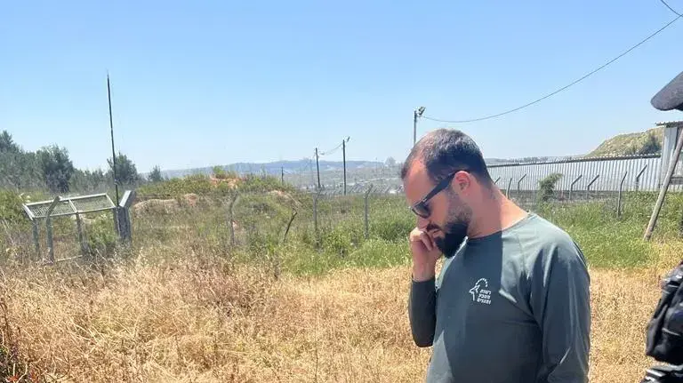 לוחמי משמר הגבול חילצו צבי שאותר פצוע סמוך לגדר המערכת ליד ירושלים לוחמי משמר הגבול חילצו צבי שאותר פצוע סמוך לגדר המערכת ליד ירושלים