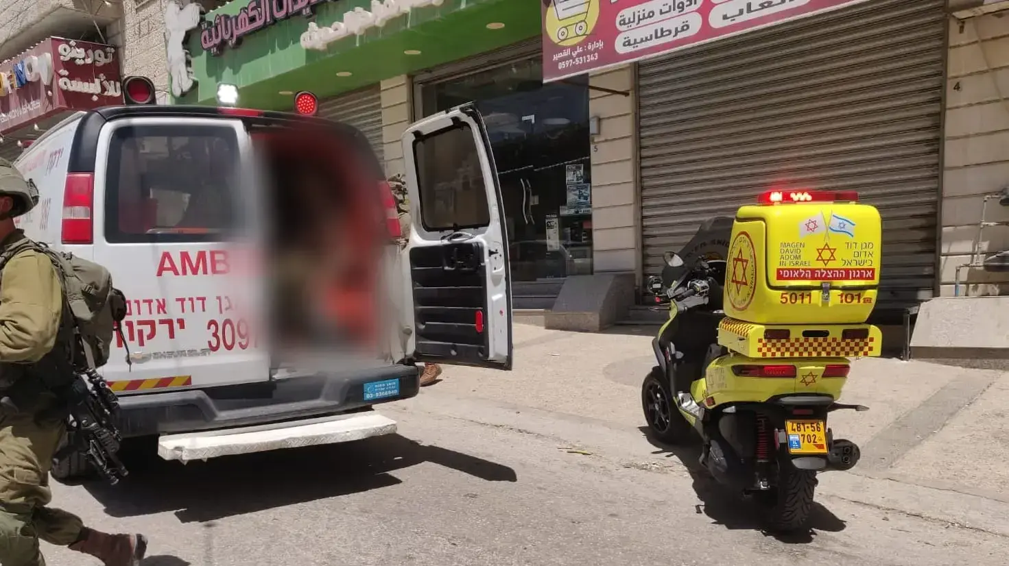 זירת פיגוע דקירה,עינאבוס, 4 במאי 2023 זירת פיגוע דקירה,עינאבוס, 4 במאי 2023