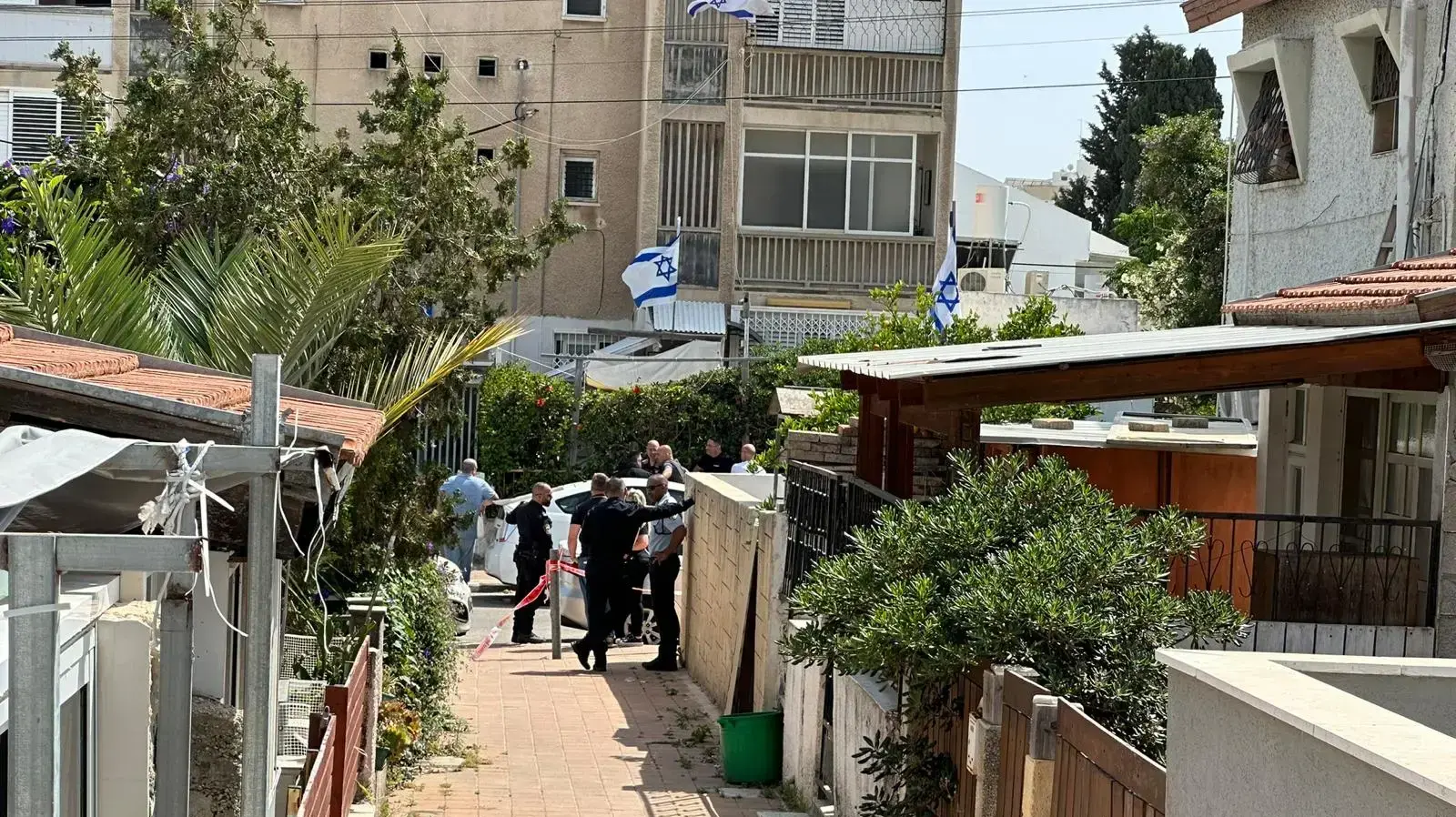 זירת רצח בנתניה. 12 במאי 2023 זירת רצח בנתניה. 12 במאי 2023