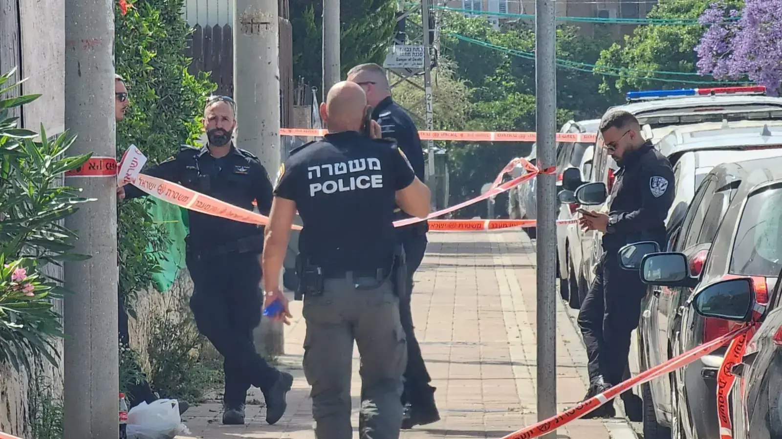 זירת רצח אם ובנה בנתניה, 12 במאי 2023 זירת רצח אם ובנה בנתניה, 12 במאי 2023