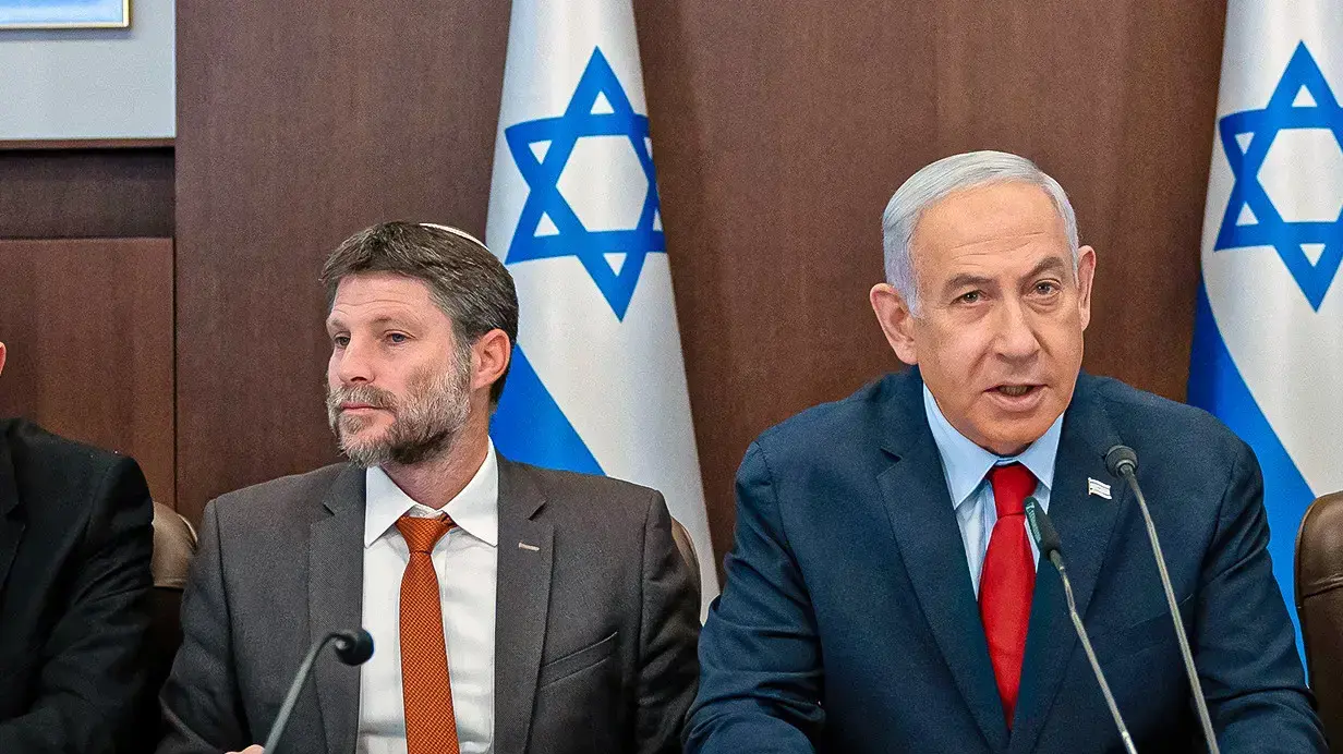 ראש ממשלת ישראל בנימין נתניהו מוביל ועידת ממשלה בלשכת ראש הממשלה בירושלים ב-14 במאי 2023