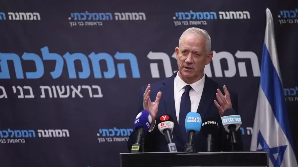 בני גנץ בישיבת סיעת המחנה הממלכתי, 15 במאי 2023 בני גנץ בישיבת סיעת המחנה הממלכתי, 15 במאי 2023