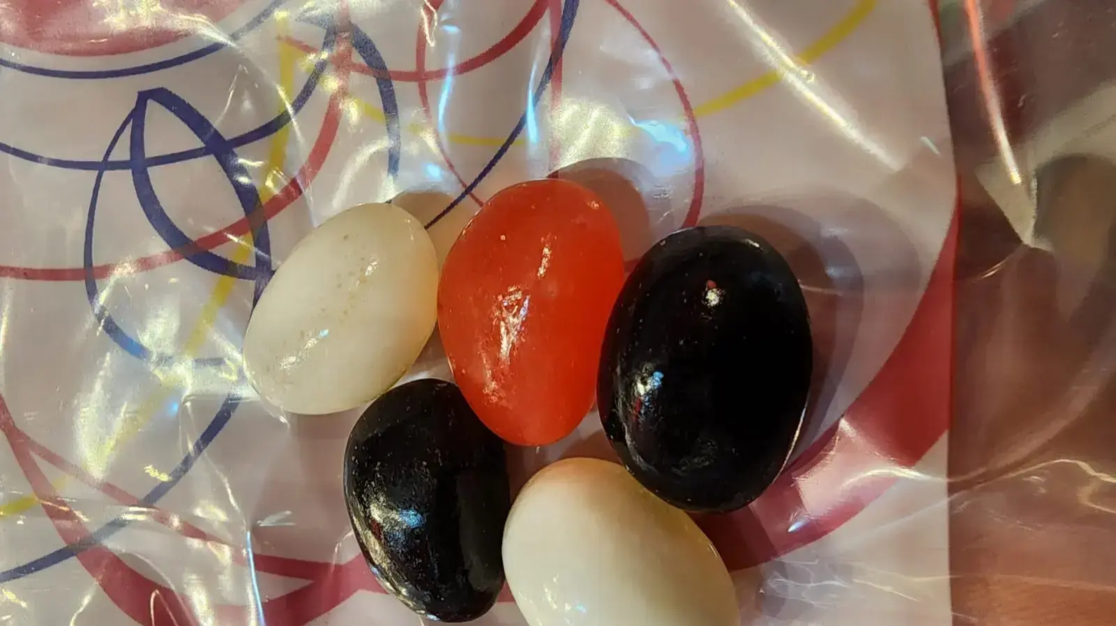 סוכריות הג'לי שמהן נחנק ילד בן 6 ואושפז במצב קשה סוכריות הג'לי שמהן נחנק ילד בן 6 ואושפז במצב קשה