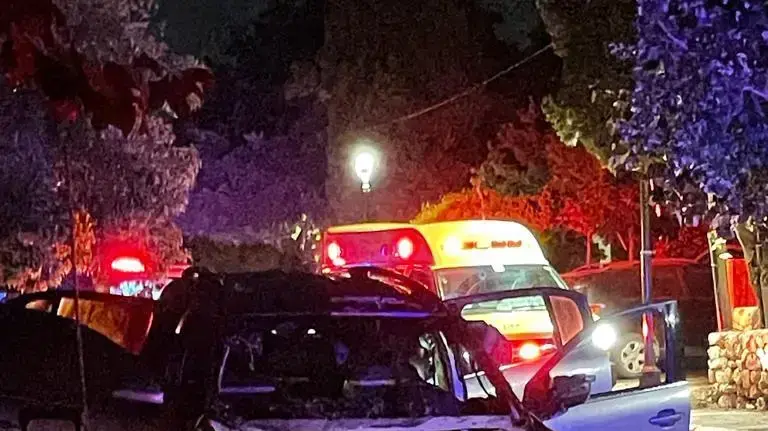 שריפת רכב בבנימינה שריפת רכב בבנימינה