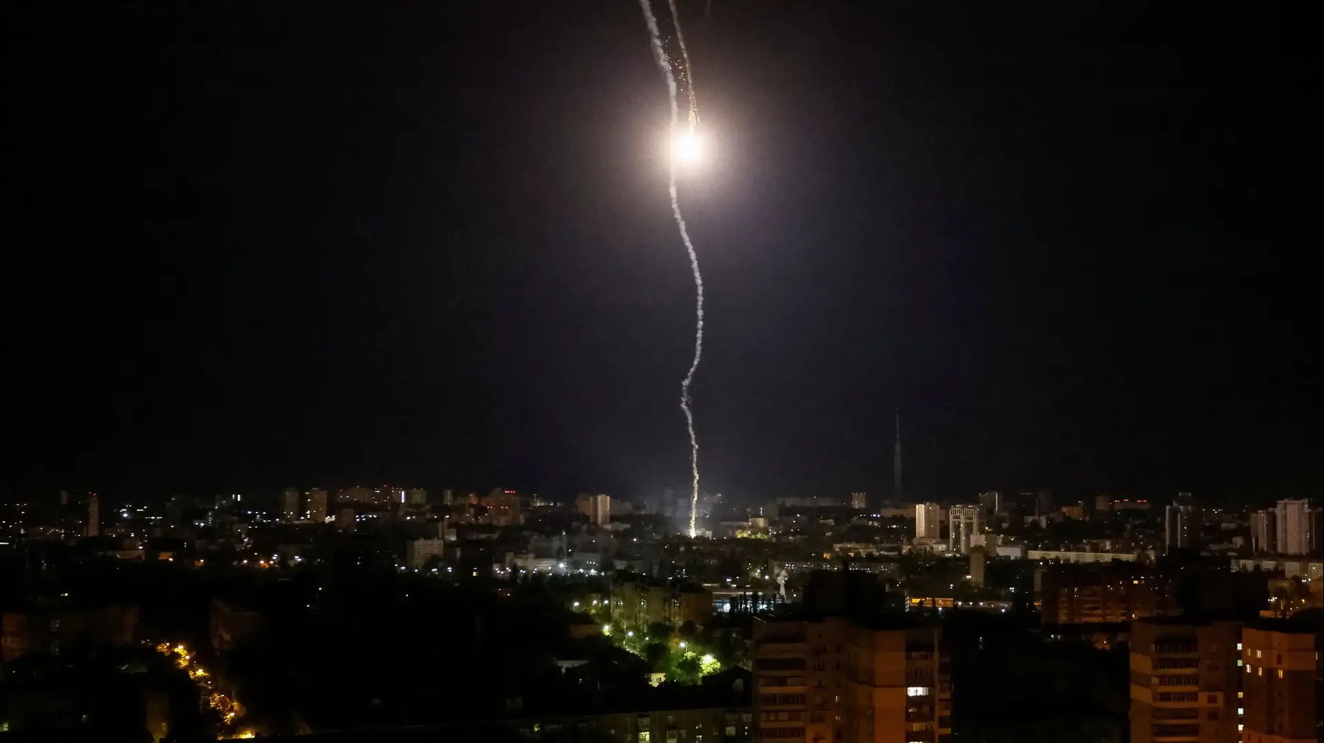 מתקפת טילים על קייב מתקפת טילים על קייב