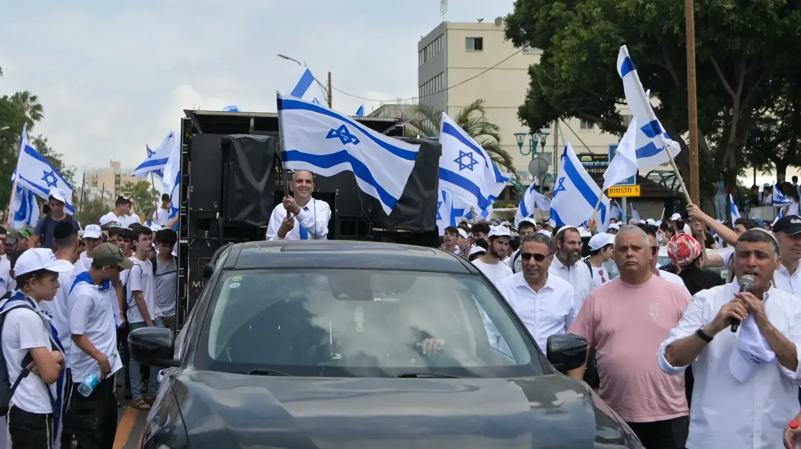 מצעד הדגלים בלוד
18.05.23 מצעד הדגלים בלוד
18.05.23