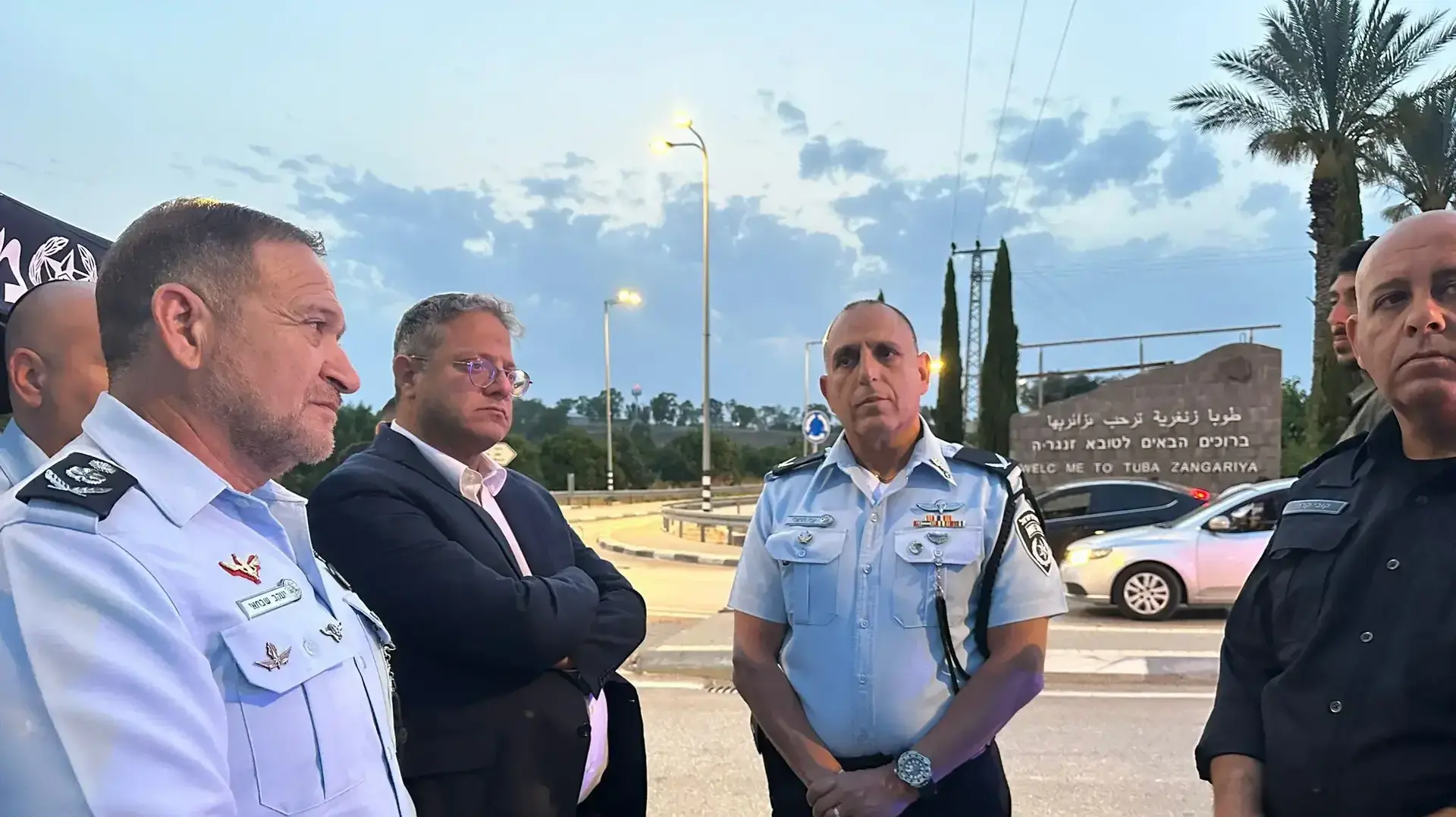 השר לביטחון לאומי איתמר בן גביר עם מפכ"ל המשטרה רנ"צ קובי שבתאי במבצע מיוחד למאבק במחוללי פשיעה בעבירות הצתה וגביית דמי חסות, טובא זנגריה, 22 במאי 2023 השר לביטחון לאומי איתמר בן גביר עם מפכ"ל המשטרה רנ"צ קובי שבתאי במבצע מיוחד למאבק במחוללי פשיעה בעבירות הצתה וגביית דמי חסות, טובא זנגריה, 22 במאי 2023