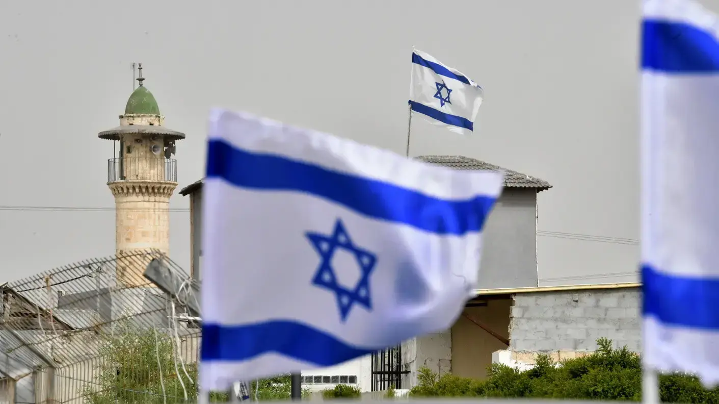 דגלי ישראל מתנוססים, לוד, 22 במאי 2023 דגלי ישראל מתנוססים, לוד, 22 במאי 2023