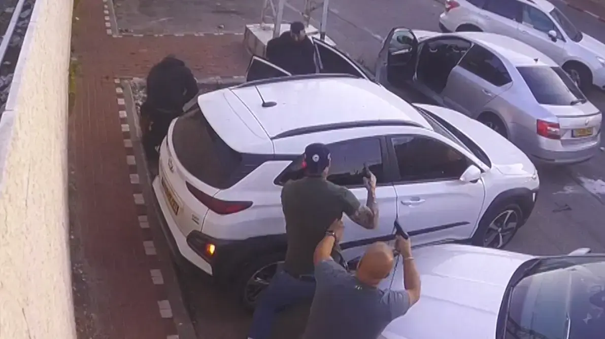 מעצר חשודים בניסיון חיסול איש עסקים בעכו בחודש אפריל 2023 מעצר חשודים בניסיון חיסול איש עסקים בעכו בחודש אפריל 2023