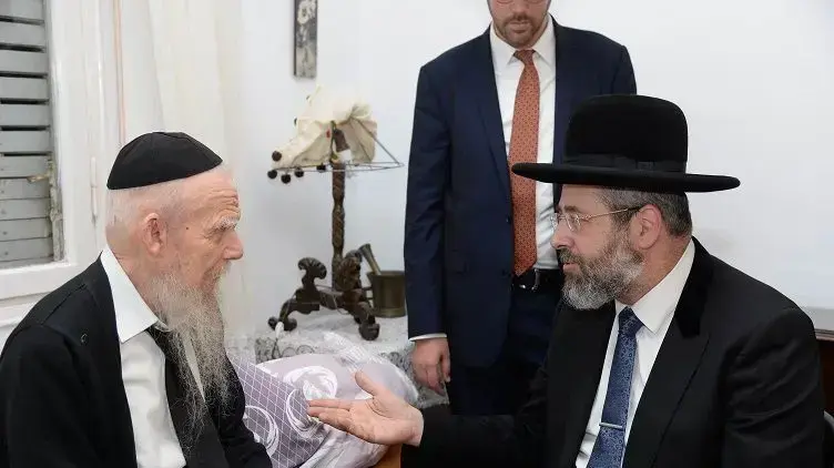 הרב גרשון אדלשטיין יחד עם הרב הראשי לישראל הגר"ד לאו הרב גרשון אדלשטיין יחד עם הרב הראשי לישראל הגר"ד לאו