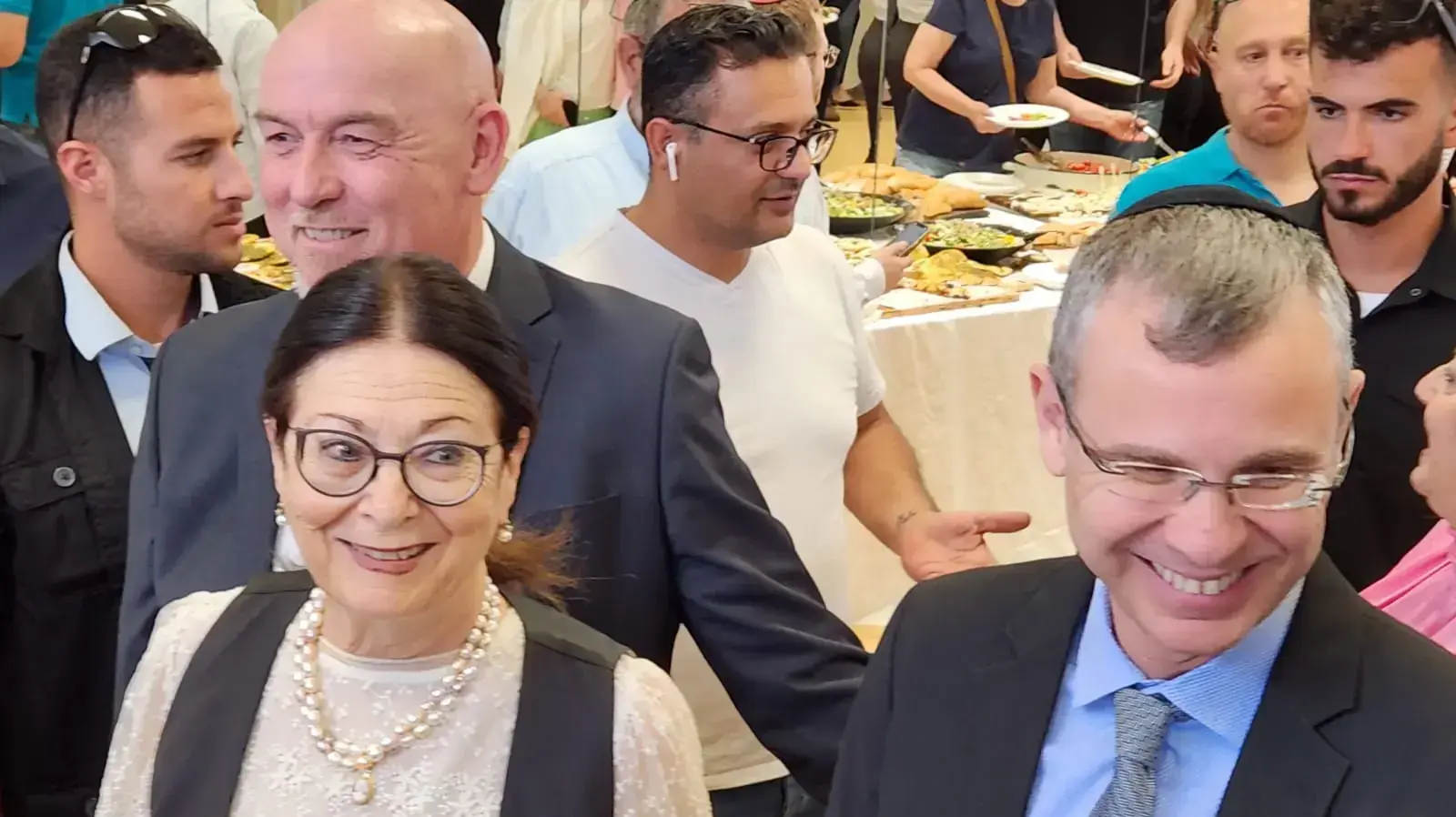 חנוכת בית משפט בקצרין, בו השתתפו שר המשפטים יריב לוין ונשיאת בית המשפט העליון אסתר חיות. 1 ביוני 2023 חנוכת בית משפט בקצרין, בו השתתפו שר המשפטים יריב לוין ונשיאת בית המשפט העליון אסתר חיות. 1 ביוני 2023