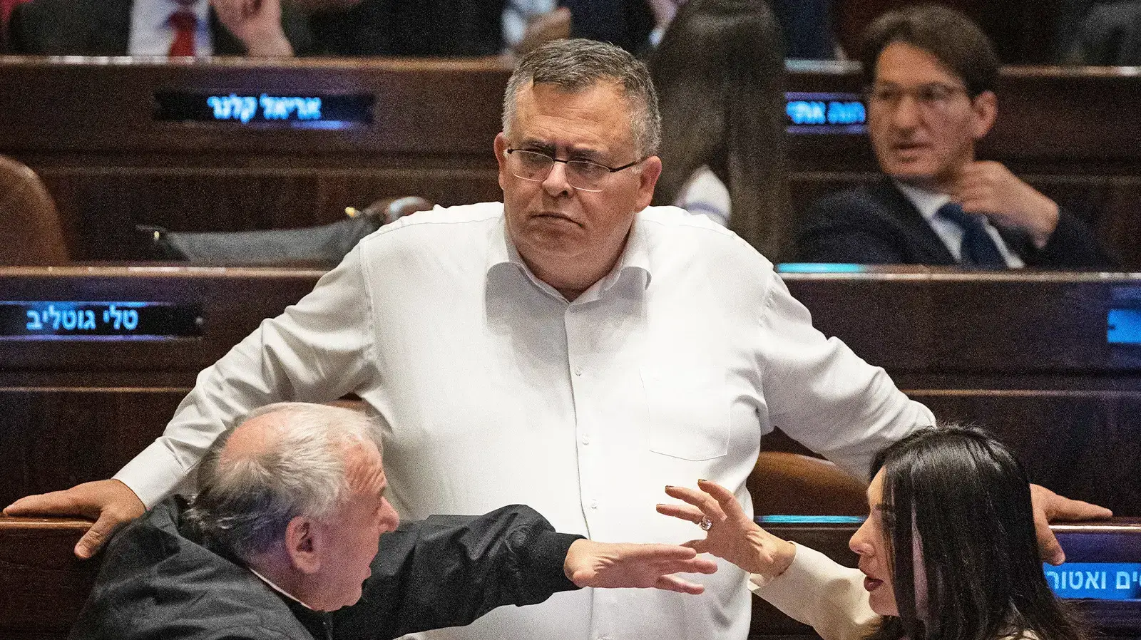 ח"כ דוד ביטן, לצד השר דוד אמסלם ושרת התחבורה מירי רגב בכנסת, 13 במרץ 2023 ח"כ דוד ביטן, לצד השר דוד אמסלם ושרת התחבורה מירי רגב בכנסת, 13 במרץ 2023