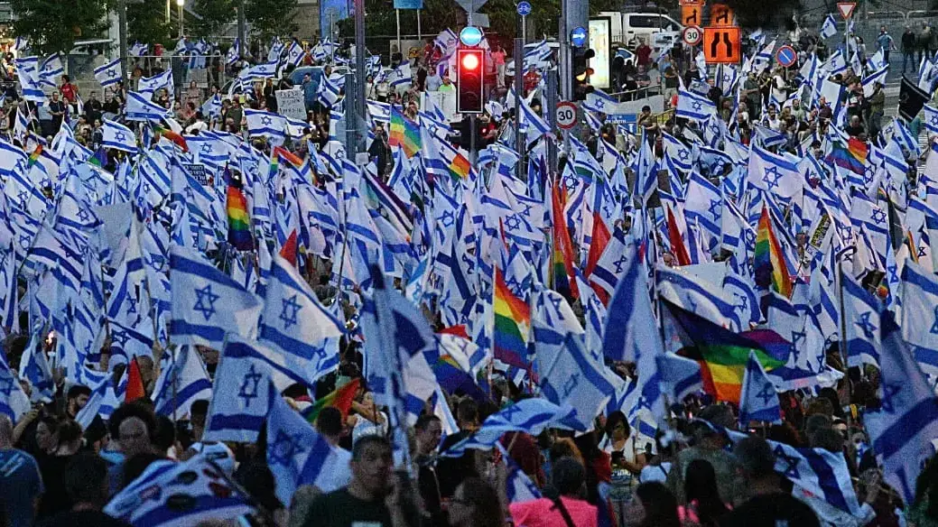 הפגנה נגד המהפכה המשפטית בתל אביב, 3 ביוני 2023 הפגנה נגד המהפכה המשפטית בתל אביב, 3 ביוני 2023