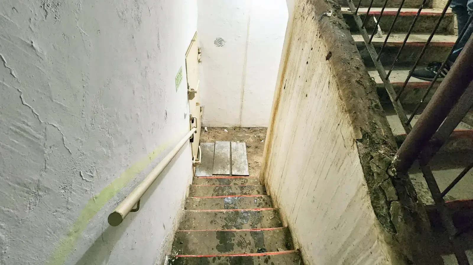 מקלט בו לפי החשד אישה נאנסה ע"י שני נערים, קצרין, 23 במאי 2023 מקלט בו לפי החשד אישה נאנסה ע"י שני נערים, קצרין, 23 במאי 2023