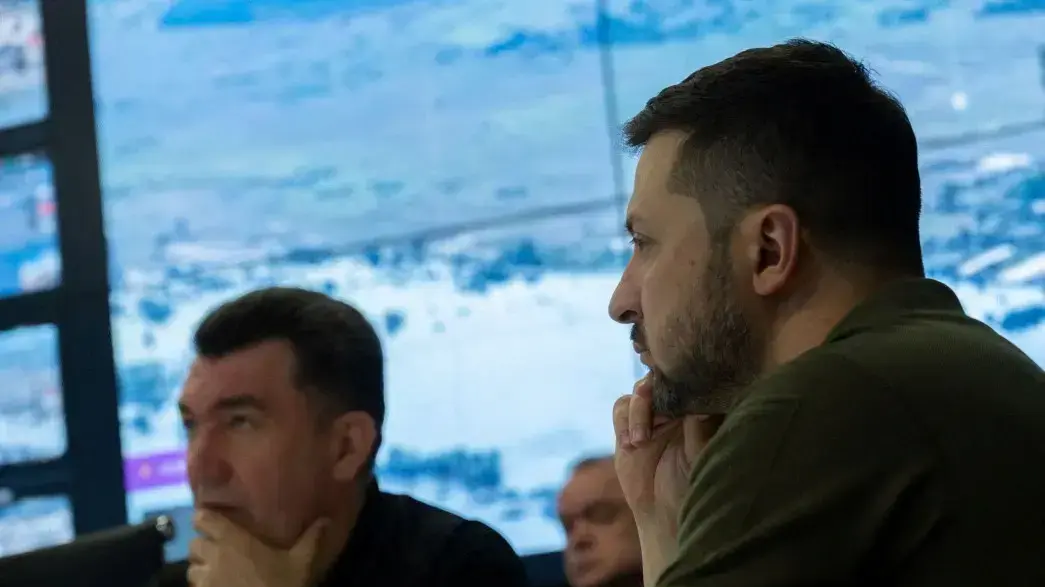 Ukraine's President Volodymyr Zelenskiy holds an emergency meeting with top state and regional officials concerning the Kakhovka dam destruction, amid Russia's attack on Ukraine, in Kyiv, Ukraine June 6, 2023. Ukrainian Presidential Press Service/Handout via REUTERS ATTENTION EDITORS - THIS IMAGE HAS BEEN SUPPLIED BY A THIRD PARTY.
Ukraine's President Volodymyr Zelenskiy holds an emergency meeting with top state and regional officials concerning the Kakhovka dam destruction, amid Russia's attack on Ukraine, in Kyiv, Ukraine June 6, 2023. Ukrainian Presidential Press Service/Handout via REUTERS ATTENTION EDITORS - THIS IMAGE HAS BEEN SUPPLIED BY A THIRD PARTY.