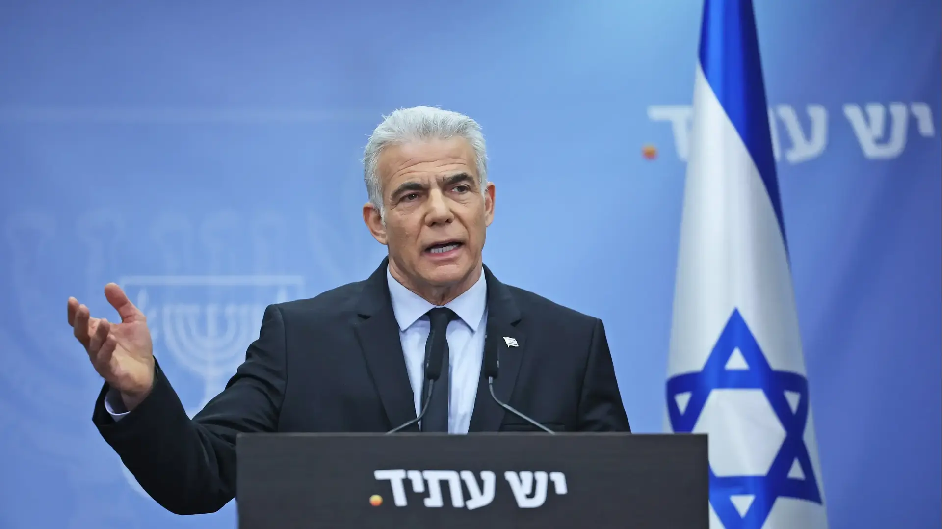 יאיר לפיד בישיבת סיעת של מפלגת יש עתיד 29 במאי 2023 יאיר לפיד בישיבת סיעת של מפלגת יש עתיד 29 במאי 2023