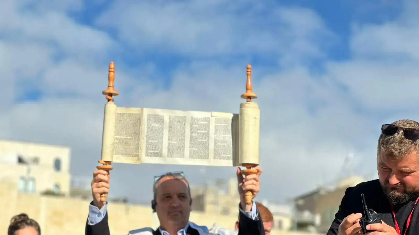 נשות הכותל הגיעו לקיים תפילה ברחבת הכותל יחד עם ח"כ גלעד קריב. 20 ביוני 2023
