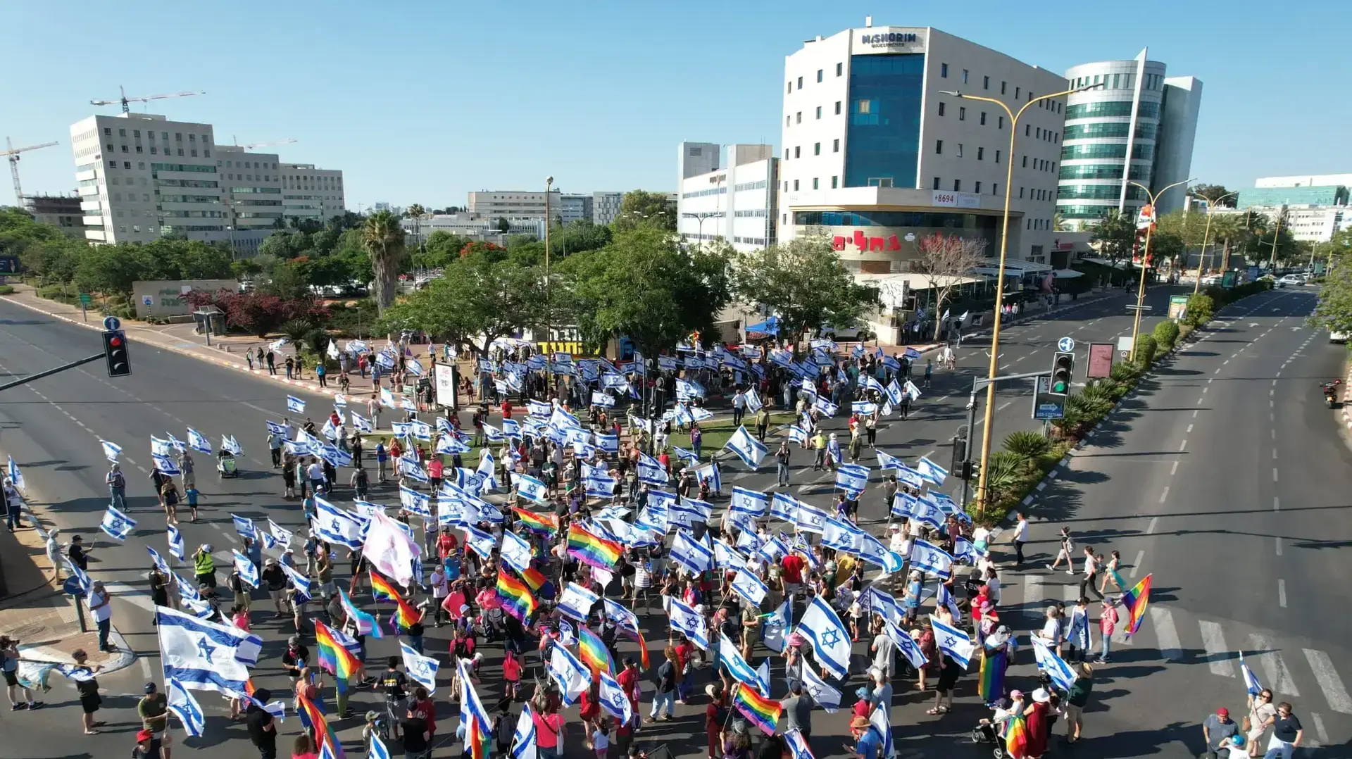 הפגנה נגד המהפכה המשפטית ברחובות, 24 ביוני 2023 הפגנה נגד המהפכה המשפטית ברחובות, 24 ביוני 2023