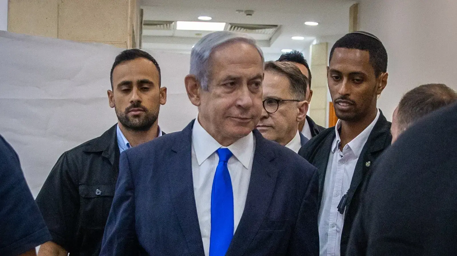 הגעת רה"מ בנימין נתניהו לדיון בו תישמע עדות ארנון מילצ'ן בתיק 1000,בימ"ש מחוזי ירושלים, 25 ביוני 2023 הגעת רה"מ בנימין נתניהו לדיון בו תישמע עדות ארנון מילצ'ן בתיק 1000,בימ"ש מחוזי ירושלים, 25 ביוני 2023