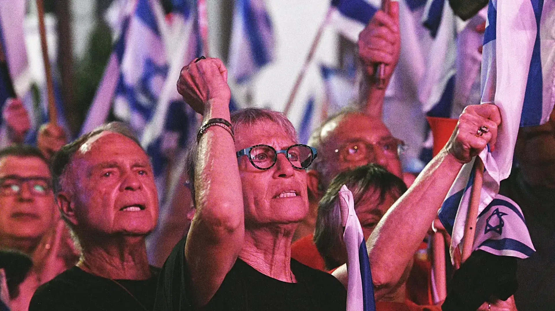 הפגנה נגד המהפכה המשפטית, קפלן ת"א, 1 ביולי 2023 הפגנה נגד המהפכה המשפטית, קפלן ת"א, 1 ביולי 2023